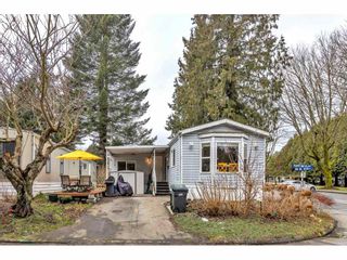 Photo 1: 192 7790 KING GEORGE Boulevard in Surrey: East Newton Manufactured Home for sale in "Crispen Bays" : MLS®# R2539094