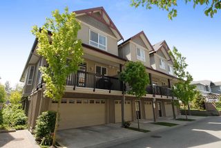 Photo 13: 54 16789 60 Avenue in Surrey: Cloverdale BC Townhouse for sale in "Laredo" : MLS®# F1014158