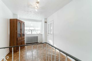 Photo 9: 139 Priscilla Avenue in Toronto: Runnymede-Bloor West Village House (Bungalow) for sale (Toronto W02)  : MLS®# W5910015