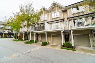 Photo 2: 102 6747 203 Street in Langley: Willoughby Heights Townhouse for sale : MLS®# R2773873