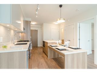 Photo 3: 1306 258 NELSON'S Court in New Westminster: Sapperton Condo for sale in "THE COLUMBIA AT BREWERY DISTRICT" : MLS®# R2472326