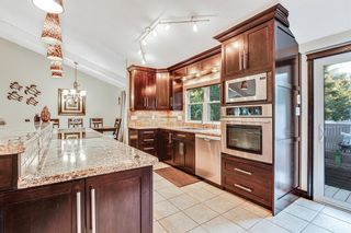 Photo 11: 711 Willard Road SE in Calgary: Willow Park Detached for sale : MLS®# A1258207