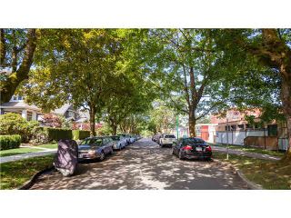 Photo 2: 2727 CYPRESS Street in Vancouver: Kitsilano 1/2 Duplex for sale (Vancouver West)  : MLS®# V1075009
