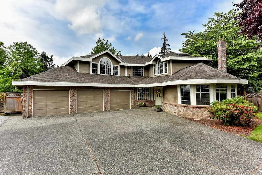 Main Photo: 14980 81A Avenue in Surrey: Bear Creek Green Timbers House for sale in "Morningside Estates" : MLS®# R2075974