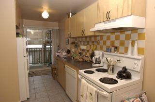 Photo 4: 477 E 10TH Avenue in Vancouver: Mount Pleasant VE House for sale (Vancouver East)  : MLS®# R2019701