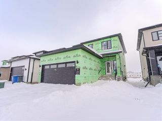 Photo 1: 15 Platt Street in Winnipeg: House for sale : MLS®# 202401255