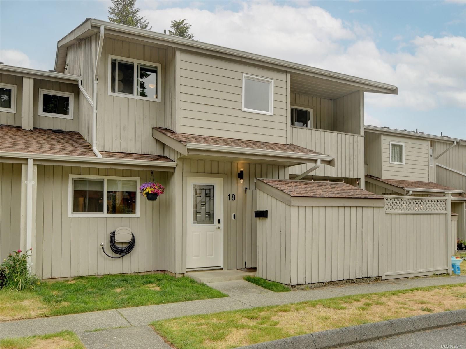 Main Photo: 18 2771 Spencer Rd in Langford: La Langford Proper Row/Townhouse for sale : MLS®# 886411