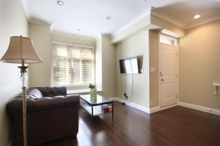 Photo 2: 220 5588 PATTERSON Avenue in Burnaby: Central Park BS Townhouse for sale in "DECORUS" (Burnaby South)  : MLS®# R2111727