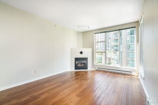 Photo 15: 702 939 HOMER Street in Vancouver: Yaletown Condo for sale in "THE PINNACLE" (Vancouver West)  : MLS®# R2711044