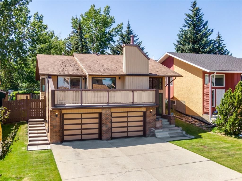Main Photo: 244 SHAWMEADOWS Road SW in Calgary: Shawnessy Detached for sale : MLS®# A1017793