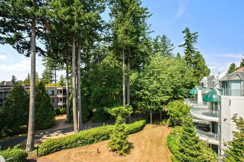 Photo 20: Photos: 407 1725 MARTIN Drive in Surrey: Sunnyside Park Surrey Condo for sale in "Southwynd" (South Surrey White Rock)  : MLS®# R2600637