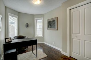 Photo 15: 193 Woodford Close SW in Calgary: Woodbine Detached for sale : MLS®# A1108803