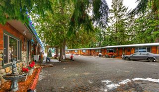 Photo 3: 1210 Paradise Avenue in Sicamous: Hospitality for sale : MLS®# 10253440