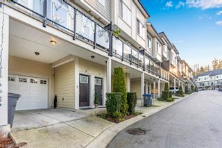 Photo 2: 48 13670 62 Avenue in Surrey: Sullivan Station Townhouse for sale in "PANORAMA SOUTH" : MLS®# R2637285