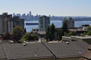 Photo 8: 106 209 E 6TH Street in North Vancouver: Lower Lonsdale Townhouse for sale in "Rose Garden Court" : MLS®# V909096