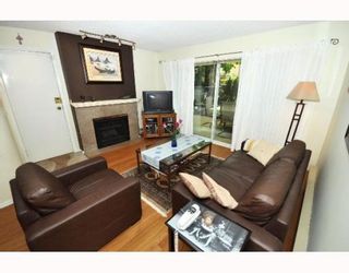 Photo 3: 103 3720 W 8TH Avenue in Vancouver: Point Grey Condo for sale (Vancouver West)  : MLS®# V768919