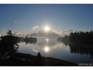 Photo 9: 207 485 Island Hwy in VICTORIA: VR Six Mile Condo for sale (View Royal)  : MLS®# 702261