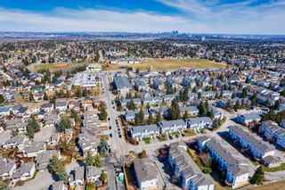 Photo 22: 202 Cedarwood Park SW in Calgary: Cedarbrae Row/Townhouse for sale : MLS®# A2121122