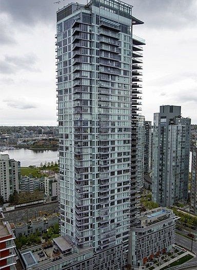 Main Photo: 609 1372 Seymour Street in Vancouver: Downtown Condo for sale (Vancouver West)  : MLS®# R2091913