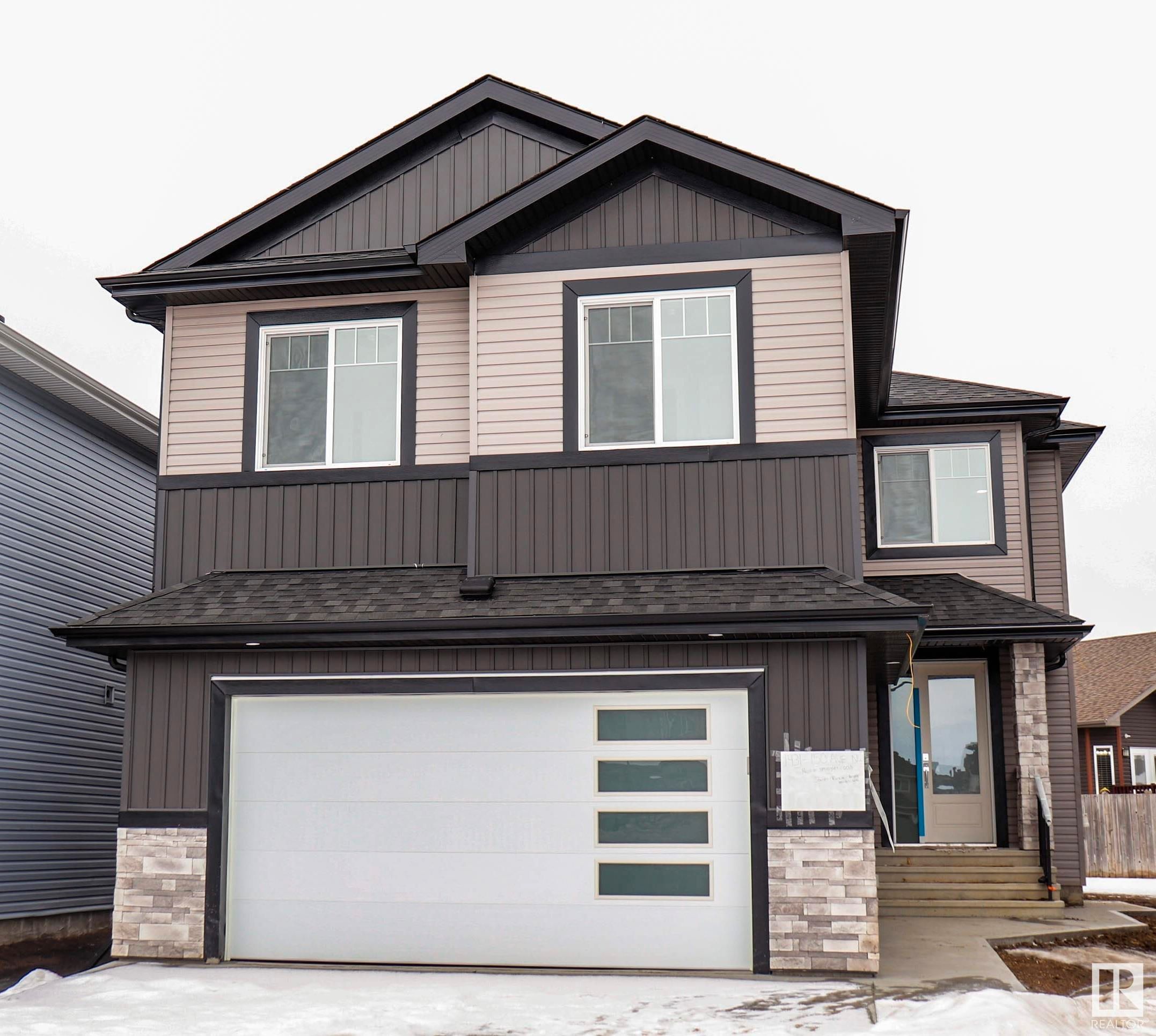 Main Photo: 1431 150 Avenue in Edmonton: Zone 35 House for sale : MLS®# E4327687