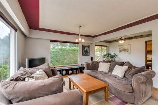 Photo 4: 969 GATENSBURY Street in Coquitlam: Harbour Chines House for sale : MLS®# R2413036