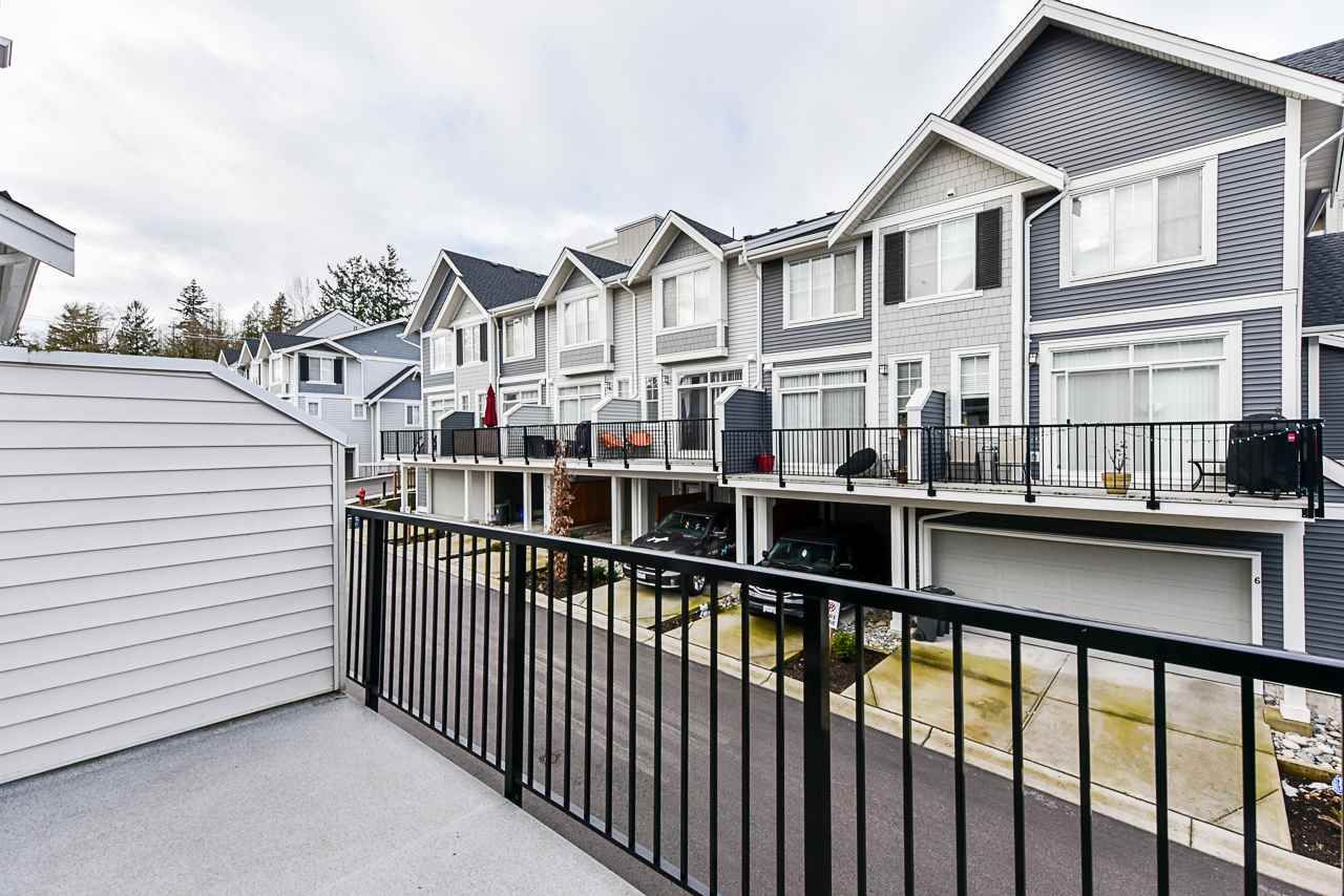 Photo 17: Photos: 18 7169 208A Street in Langley: Willoughby Heights Townhouse for sale in "LATTICE" : MLS®# R2539384