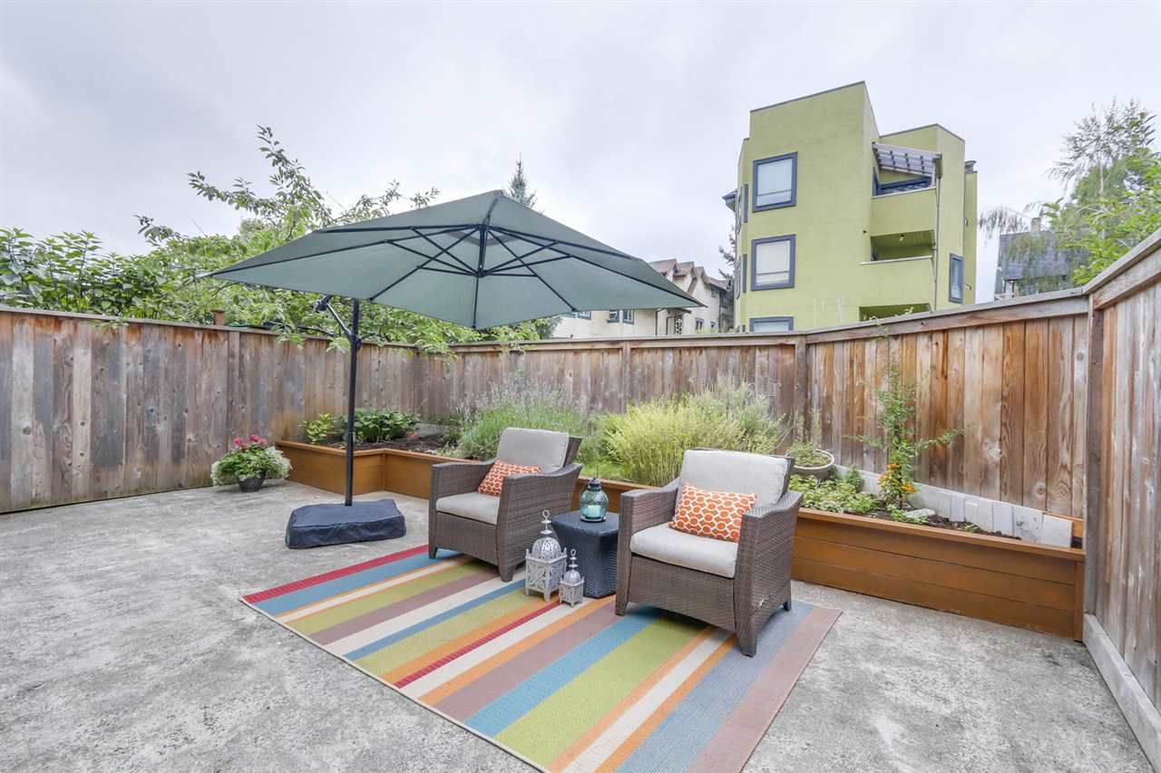 Main Photo: 104 1429 WILLIAM Street in Vancouver: Grandview VE Condo for sale (Vancouver East)  : MLS®# R2107967