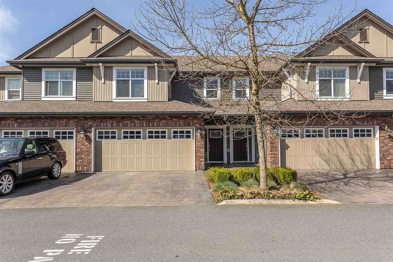 Main Photo: 14 45762 SAFFLOWER Crescent in Chilliwack: Sardis East Vedder Rd Townhouse for sale in "KINGSBURY PLACE" (Sardis)  : MLS®# R2560683