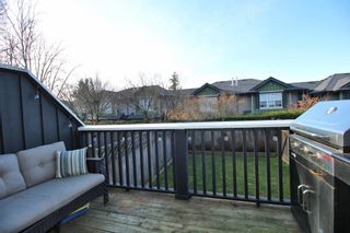 Photo 13: 76 18199 70 Avenue in Surrey: Cloverdale BC Townhouse for sale in "Augusta" (Cloverdale)  : MLS®# R2422353