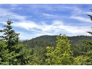 Photo 11: 3540 Sun Hills in VICTORIA: La Walfred House for sale (Langford)  : MLS®# 731718