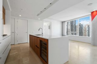 Photo 2: 2005 885 CAMBIE Street in Vancouver: Downtown VW Condo for sale (Vancouver West)  : MLS®# R2821326
