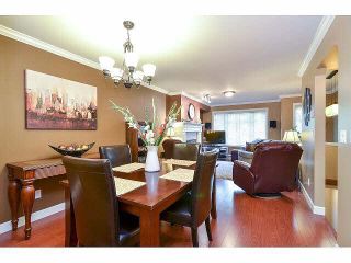Photo 5: 18 6238 192ND Street in Surrey: Cloverdale BC Townhouse for sale in "BAKERVIEW TERRACE" (Cloverdale)  : MLS®# F1420554