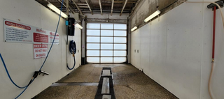 Photo 3: : Business with Property for sale : MLS®# A1255398