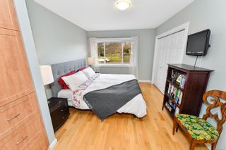 Photo 8: 2549 Wootton Cres in Oak Bay: OB Henderson House for sale : MLS®# 924828
