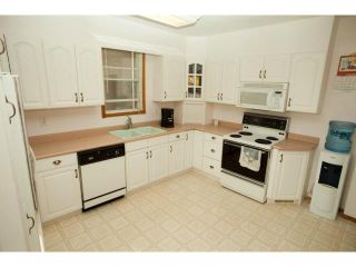 Photo 3: 398 Deschambault Street in WINNIPEG: St Boniface Residential for sale (South East Winnipeg)  : MLS®# 1212078
