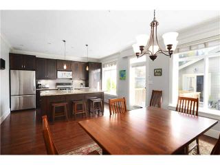 Photo 6: 428 E 34TH Avenue in Vancouver: Fraser VE House for sale in "Main Street" (Vancouver East)  : MLS®# V1026641