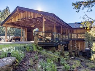 Photo 1: 1102 Stanley Point Rd in Pender Island: GI Pender Island House for sale (Gulf Islands)  : MLS®# 894959