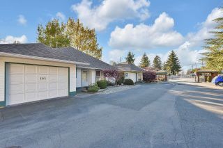 Photo 2: 102 10172 141 Street in Surrey: Whalley Townhouse for sale in "Camberley Green" (North Surrey)  : MLS®# R2739281