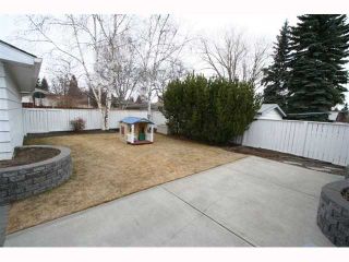 Photo 19: 28 HARROW Crescent SW in CALGARY: Haysboro Residential Detached Single Family for sale (Calgary)  : MLS®# C3419230