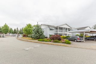 Photo 4: 174 32691 GARIBALDI Drive in Abbotsford: Abbotsford West Townhouse for sale in "Carriage Lane" : MLS®# R2709704