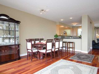 Photo 6: 2411 SHADBOLT LN in West Vancouver: Panorama Village Townhouse for sale in "Klahaya" : MLS®# V1021422