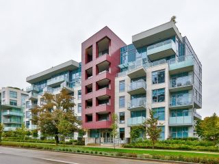 Photo 1: 106 5033 CAMBIE Street in Vancouver: Cambie Condo for sale in "35 PARK WEST" (Vancouver West)  : MLS®# R2621490