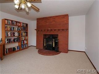 Photo 12: 4222 Carey Rd in VICTORIA: SW Northridge House for sale (Saanich West)  : MLS®# 565852