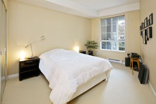 Photo 12: 212 5835 HAMPTON Place in Vancouver: University VW Condo for sale in "St. James" (Vancouver West)  : MLS®# R2037637
