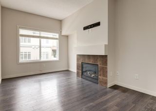 Photo 3: 125 Copperpond Landing SE in Calgary: Copperfield Row/Townhouse for sale : MLS®# A1225439