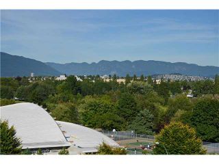 Photo 9: TH7 3481 VICTORIA Drive in Vancouver: Victoria VE Townhouse for sale (Vancouver East)  : MLS®# V975600