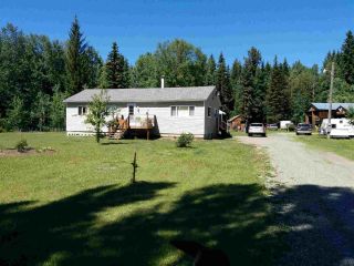 Photo 1: 13910 KEPPEL Road: Miworth Manufactured Home for sale in "MIWORTH" (PG Rural West (Zone 77))  : MLS®# R2366585