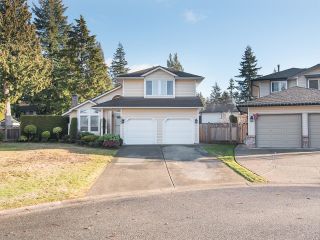 Photo 2: 5980 SOUTHPARK Grove in Surrey: Panorama Ridge House for sale in "Boundary Park" : MLS®# R2743117