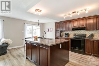 Photo 8: 200 STONEHAM PLACE in Ottawa: House for sale : MLS®# 1388112