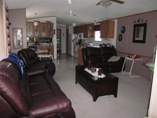 Photo 2: 137, 810 56 Street in Edson, AB: Edson Mobile for sale : MLS®# 28428